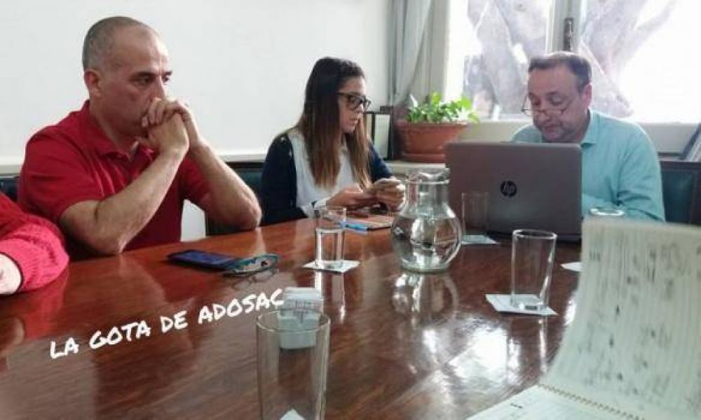 Naci�n ofreci� un 7% escalonado hasta diciembre a docentes