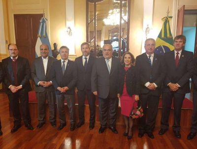 Gobernadores de Argentina y Brasil pidieron un nuevo puente que una a Misiones con Rio Grande do Sul
