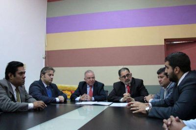  Convenio de asesoramiento a la comunidad entre el Municipio y la Defensoria del Pueblo