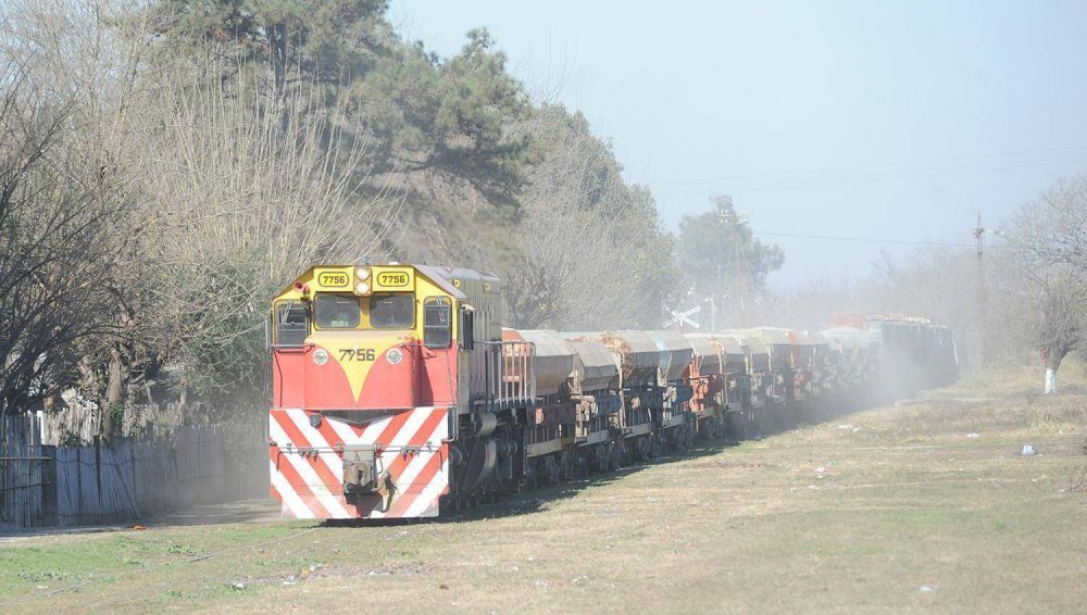 El PEN niega el cierre de ramales ferroviarios y promete mejorar el tren de carga en Tucum�n