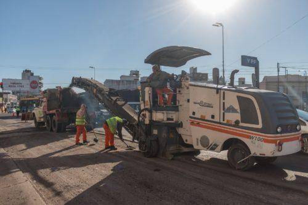 Repavimentan la avenida Yrigoyen