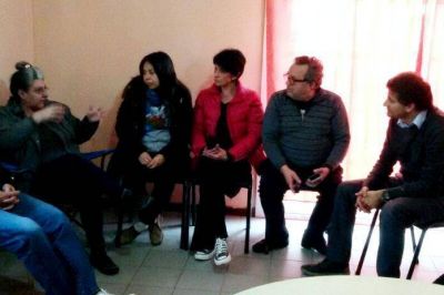 Ciano: �Las elecciones pasan, los problemas contin�an�