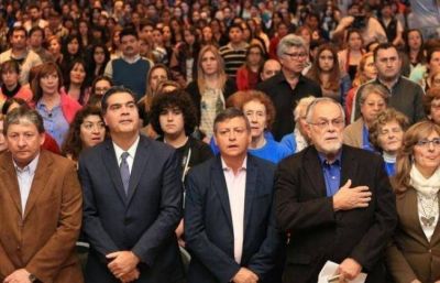 Peppo en la apertura del 22� Foro Internacional del Libro