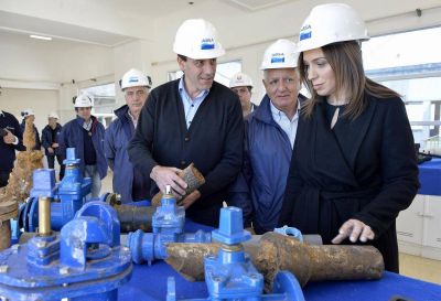 Vidal y Garro, en tierras de Secco, supervisaron obras hidr�ulicas