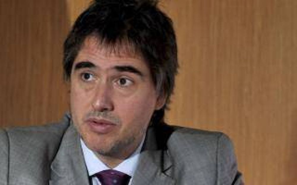 A contramano de Cristina, Guido Lorenzino se mostr� a favor del voto electr�nico