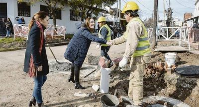 La �ambulancia� de Vidal auxilia a heridos que dej� Randazzo
