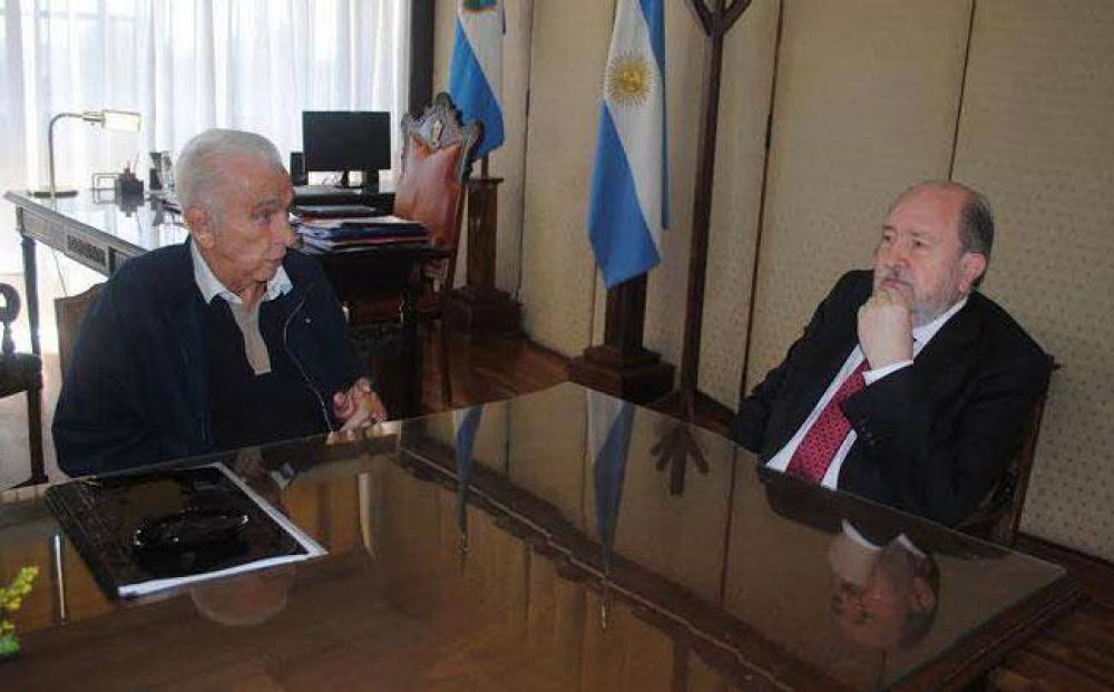Verna y Mar�n, a solas, en una reuni�n blindada
