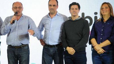 Corral clausura la avenida del medio