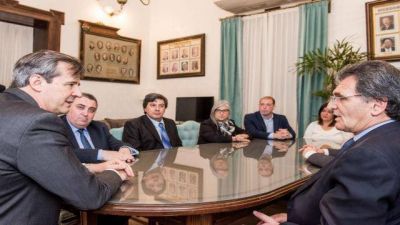 Bahl coincidi� con el secretario de Derechos Humanos de Macri	 