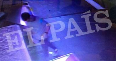 Atentado en Barcelona: difunden im�genes de un posible terrorista escapando del Mercado de la Boquer�a