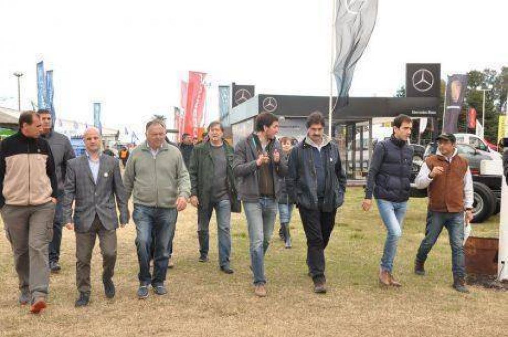 Sarqu�s dijo en Jun�n que se est� avanzando con las obras h�dricas que se necesitan
