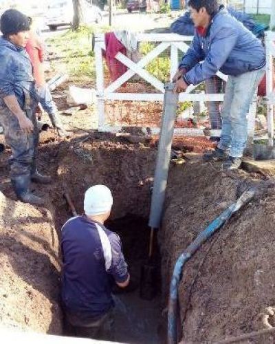 TECMA contin�a con el recambio de ca�er�as del servicio de agua en Saladillo