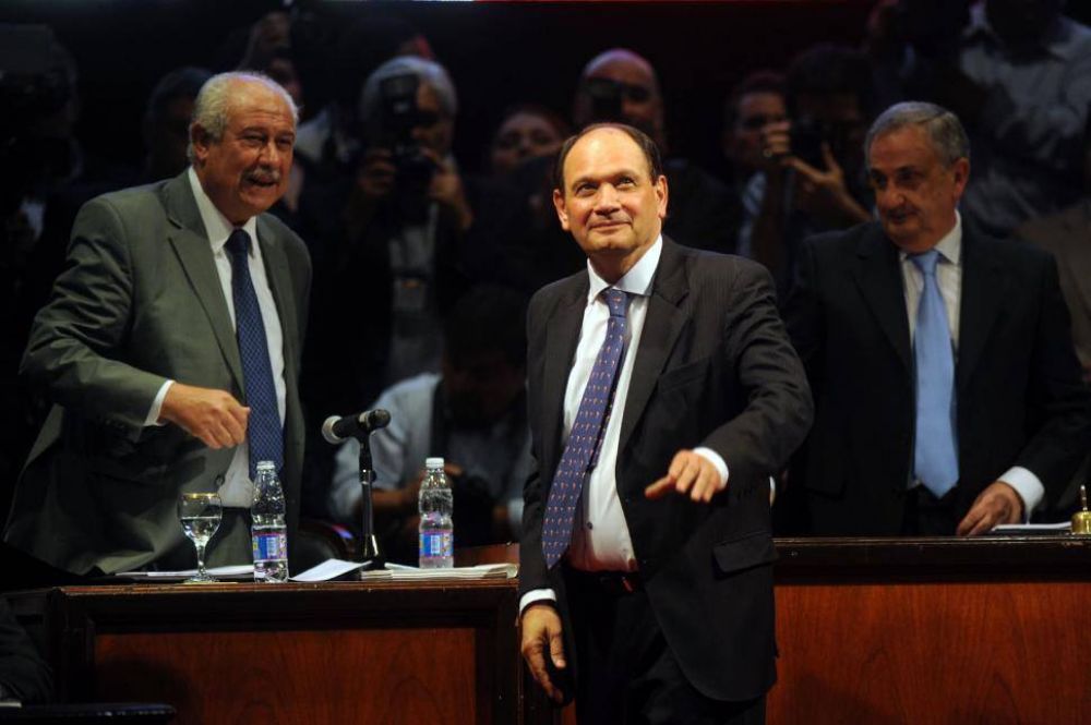 El PE lleva un caso sobre $615 millones a la Corte nacional