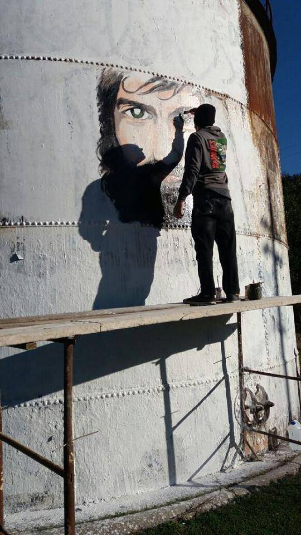 El Partido obrero realiz� un mural exigiendo Aparici�n con Vida de Santiago