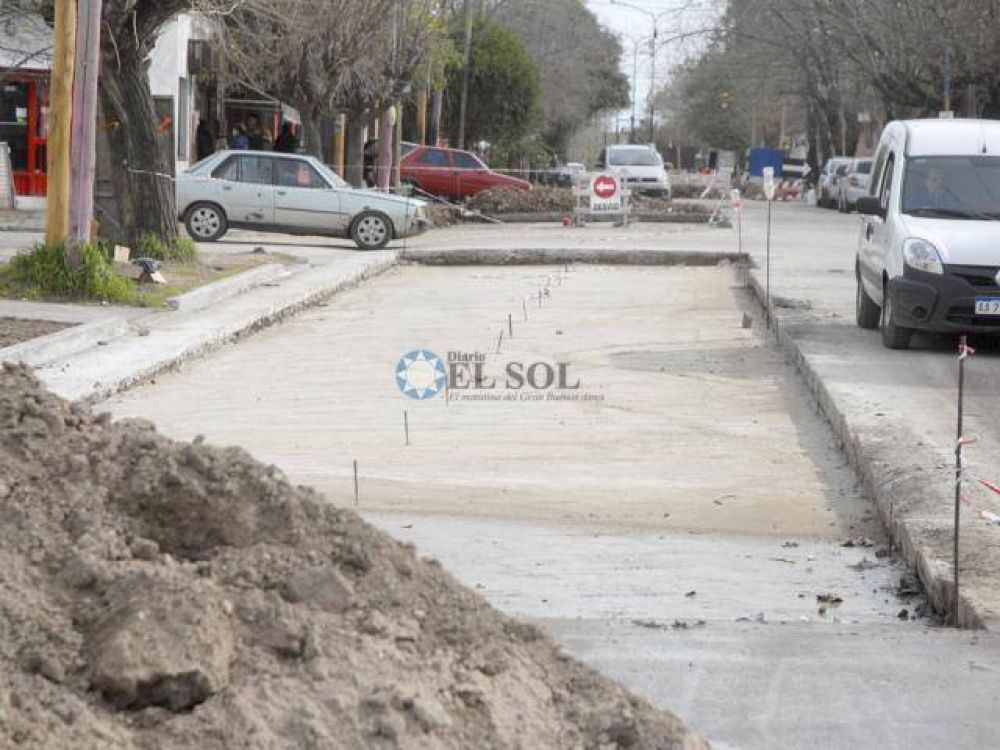 Contin�a el bacheo