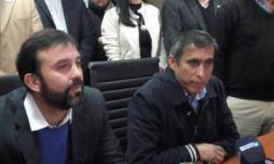 Paredes denunci� �conspiraci�n pol�tica� contra su gesti�n