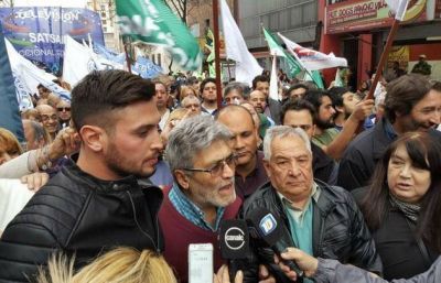 La CGT tambi�n march� en C�rdoba: pedir� paro nacional