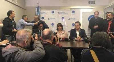 Patricia y Garavano abandonaron una reuni�n por Santiago, tras pelearse con Abuelas y Madres