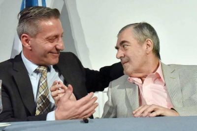 El gobernador traspas� el mando a Arcioni