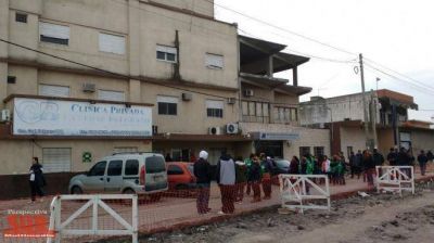 Reclamo de ATE en la Cl�nica Belgrano por el fallecimiento de un auxiliar