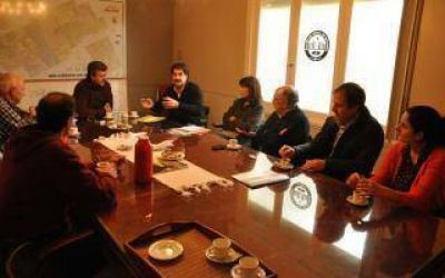 El ministro Sarqu�s supervis� la situaci�n h�drica en Bol�var y Daireaux