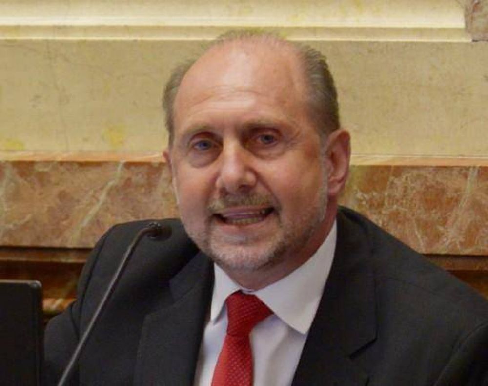 Perotti busca aumentar el presupuesto en Ciencia y Tecnolog�a