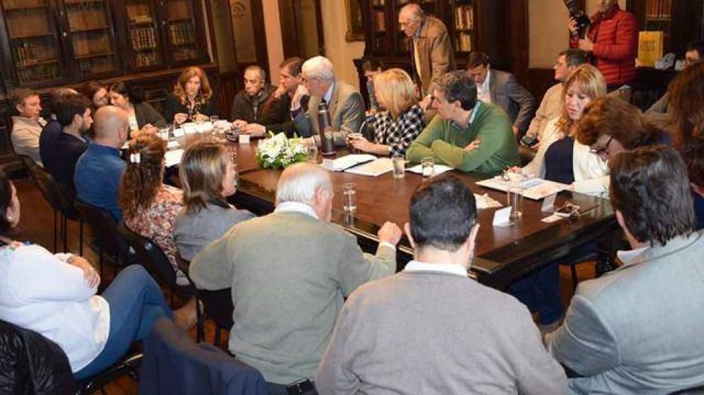 El perd�n de deudas a las termas en Entre R�os avanz� en la Legislatura	 
