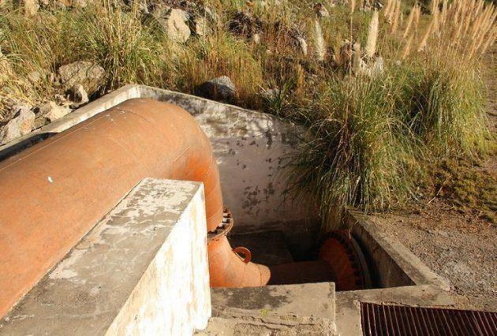 Realizan mantenimiento y mejora de las l�neas h�dricas