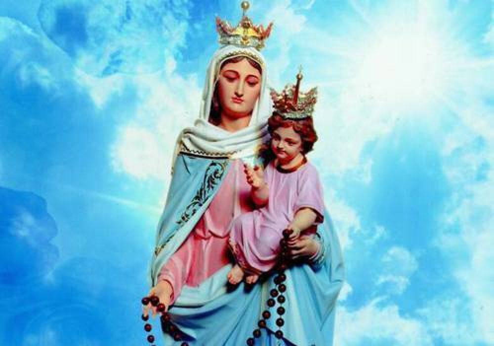 A 30 d�as del 34 aniversario de la Virgen, �Madre, ens��anos a vivir en comuni�n�