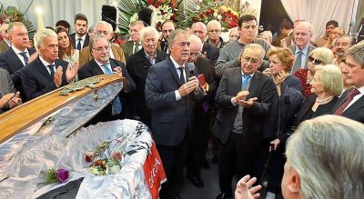 Una despedida con el sello de los dos grandes partidos