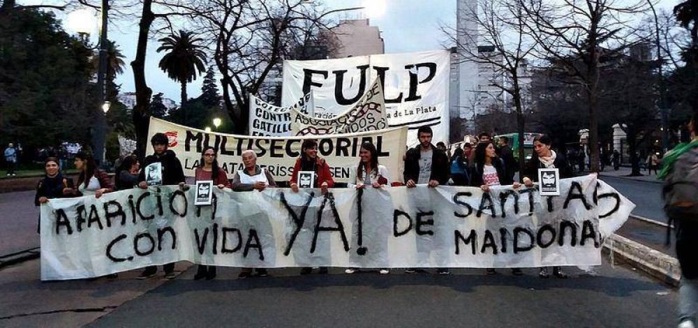 Los organizadores de la marcha por Santiago Maldonado en La Plata creen que hubo maniobras de distraccin