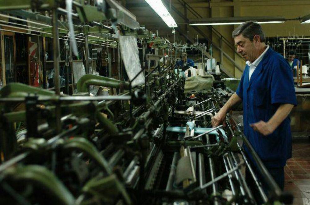 Textiles: El sector est igual que hace 6 meses, no levanta cabeza
