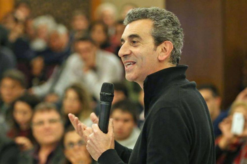 Randazzo confirm� que �no hay ninguna posibilidad� bajarse