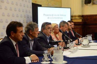 Carri�, Negri y Monz�, un nuevo eje de poder en el sistema macrista