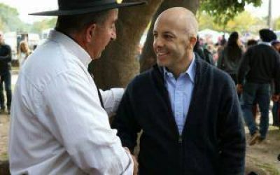 Pilar: El Intendente propuso presentar su declaraci�n jurada y la oposici�n busca plegarse a la medida