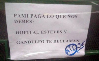 Trabajadores del Gandulfo y el Esteves reclaman el pago de una deuda al PAMI