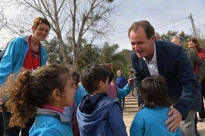 Bordet: �Las escuelas doble jornada cambiaron la matriz educativa de nuestra provincia� 