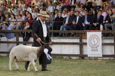 Provincia eliminar�a m�s impuestos al campo