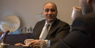 Manzur se planta ante Vidal: 