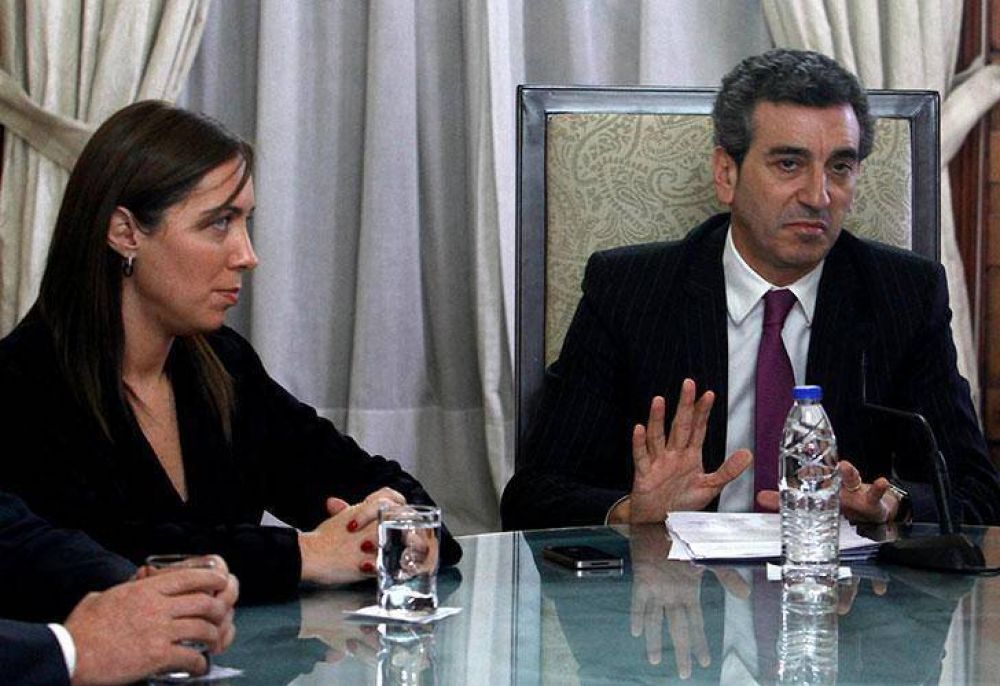 Florencio Randazzo compar� a Mar�a Eugenia Vidal con Daniel Scioli por el aumento del gasto publicitario