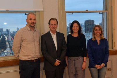 El gobierno entrerriano habl� de las pol�ticas alimentarias y la econom�a social con Stanley