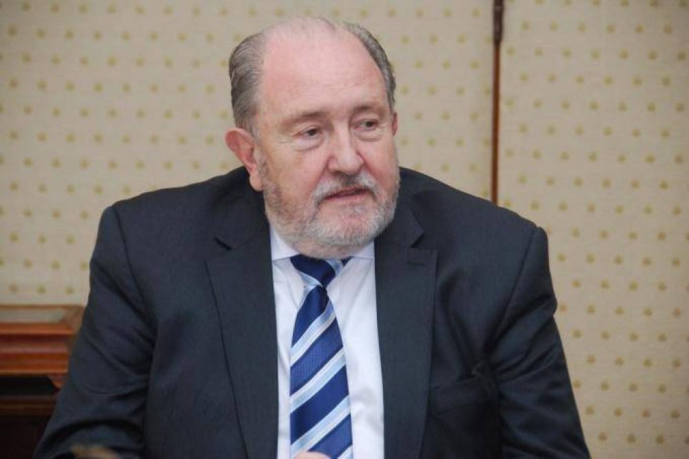 Guerra del agua: Un intendente acus� a Verna de moverse por �intereses electorales�