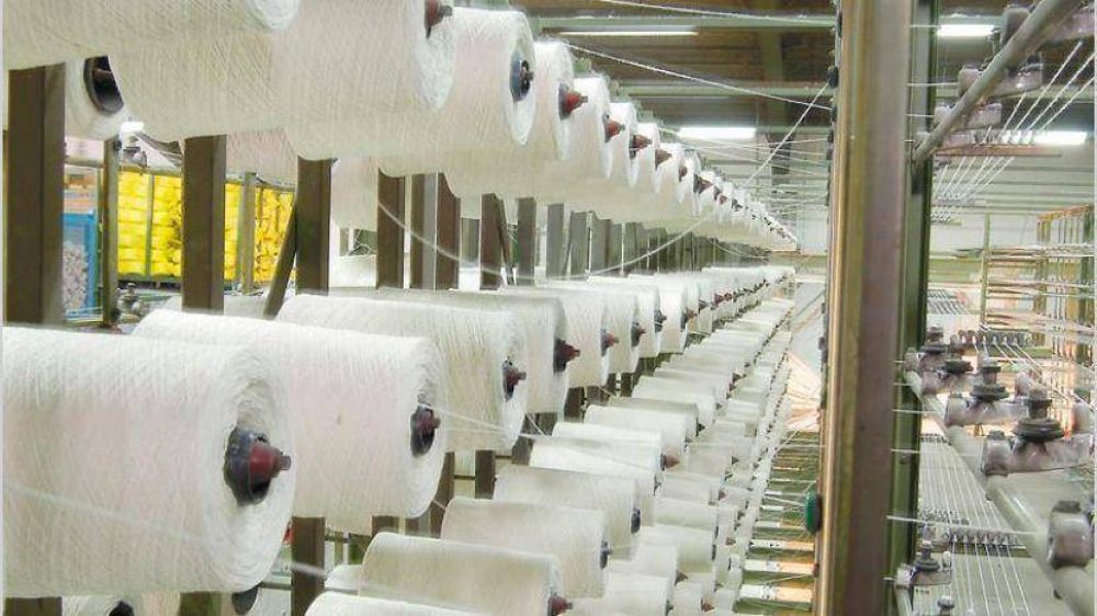 Gremio y empresarios crean una mesa de trabajo por la crisis de la industria textil