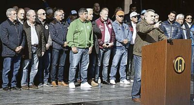 CGT: grandes gremios tejen alianzas con disidentes para bloquear un paro de Moyano