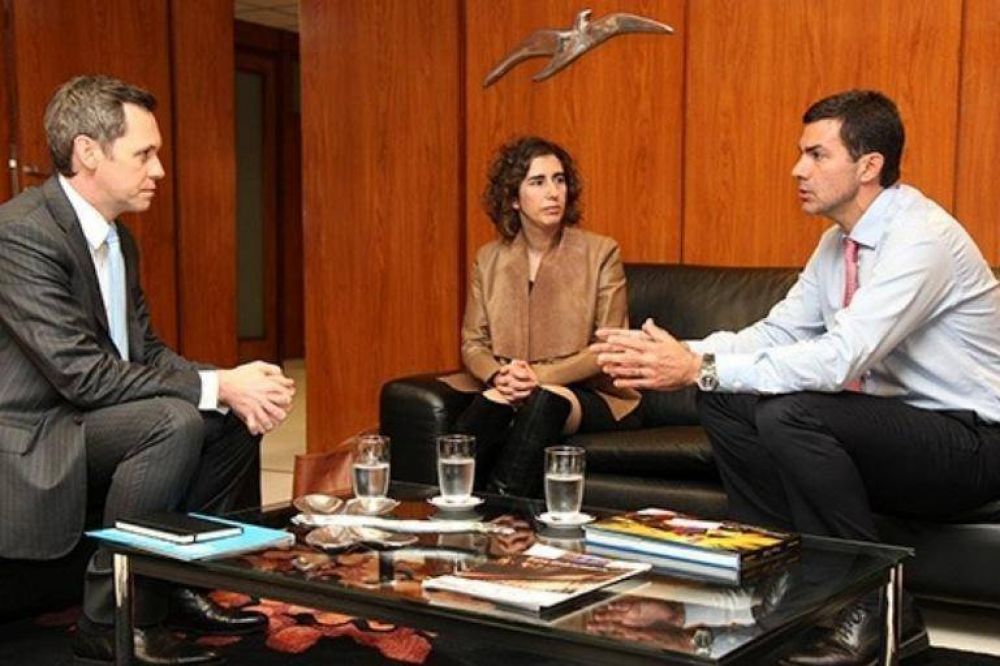 Urtubey se reuni� con representantes de Unicef
