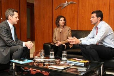 Urtubey se reuni� con representantes de Unicef