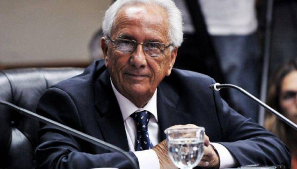 Seg�n Recalde, Cristina �conmovi� el tablero pol�tico, sobre todo para los que consagraban el fin de una �poca�