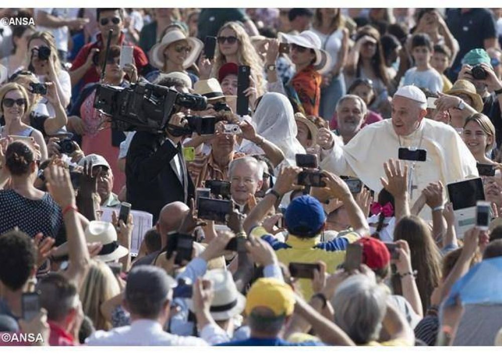 El Papa en la catequesis: �Toda vocaci�n verdadera inicia con el encuentro con Jes�s�