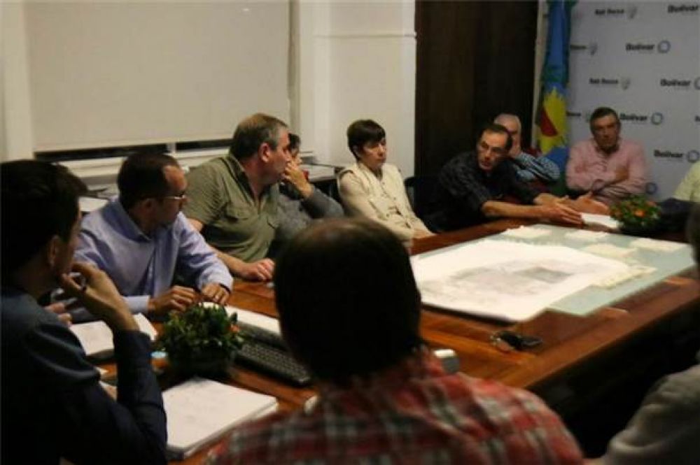 El intendente Bucca recibi� a la Comisi�n Vial