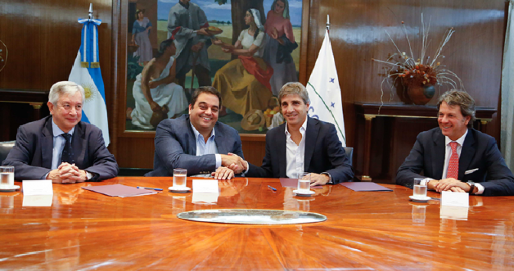 El Gobierno se financia con fondos del Ministerio de Trabajo que deber�an prevenir accidentes laborales